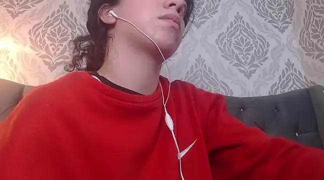 EmmaCowperr online show from February 26, 1:32 pm