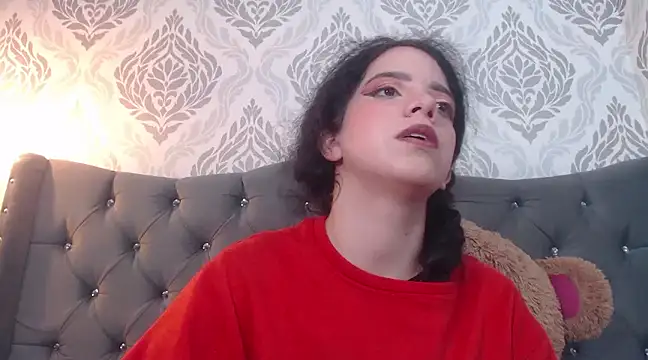 EmmaCowperr online show from March 5, 4:57 pm