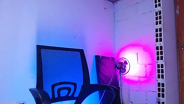 DanteSantoro online show from March 7, 1:27 pm