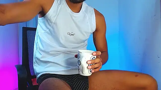 Snapshot of DanteSantoro chatting on January 16, 12:20 pm DanteSantoro online show from January 16, 12:20 pm