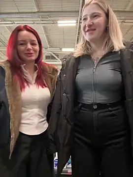 Snapshot of littlebitchess chatting on November 24, 7:47 pm littlebitchess online show from November 24, 7:47 pm