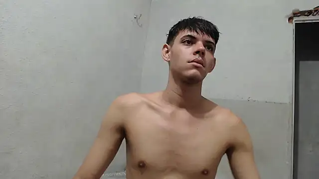 MicaelRian69 online show from November 17, 8:57 pm