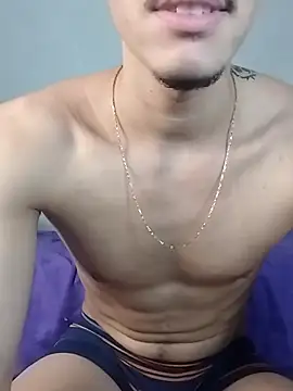 Snapshot of MicaelRian69 chatting on March 1, 1:53 am MicaelRian69 online show from March 1, 1:53 am