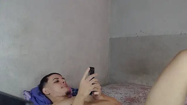 MicaelRian69 online show from December 19, 3:47 pm