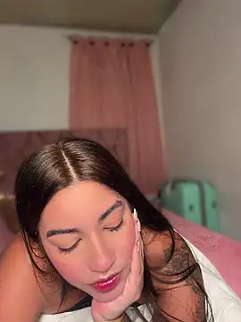 Little Gaby  online show from July 2, 3:07 am