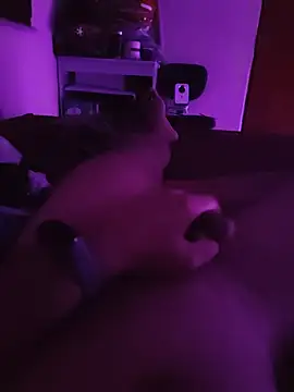 JVZYZZVH1 online show from June 11, 3:03 am