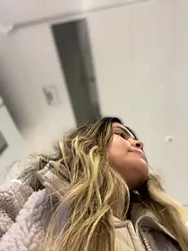 melanny10 online show from February 13, 12:43 pm