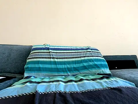 mouser21212 online show from October 22, 7:24 pm