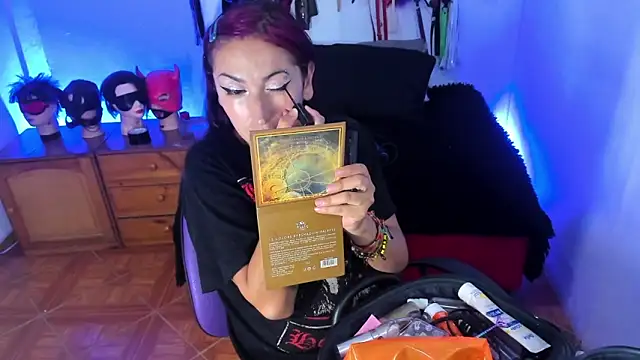 LucyStrike  online show from December 13, 11:22 pm