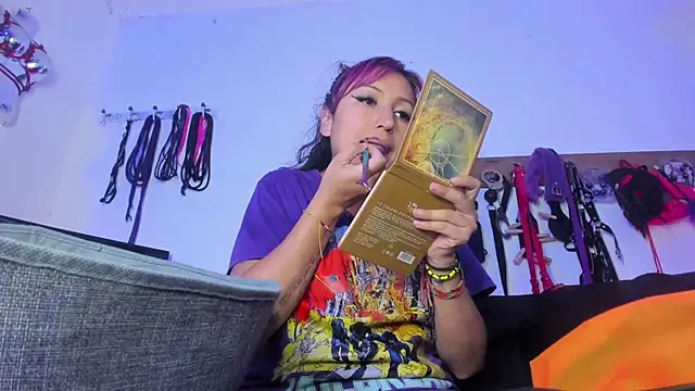 LucyStrike  online show from February 5, 11:22 pm