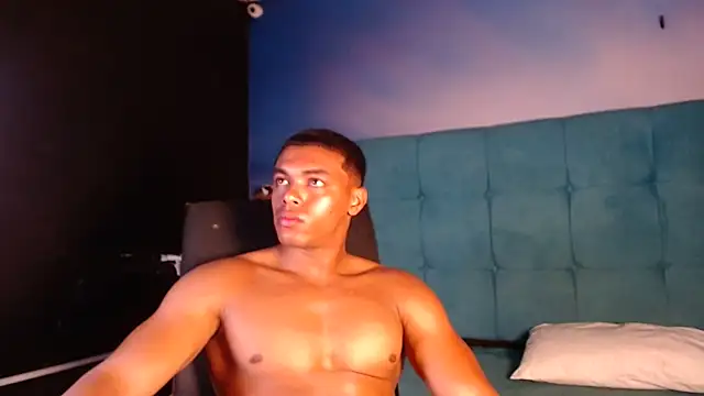 SexyBigCock01 online show from December 2, 1:02 pm