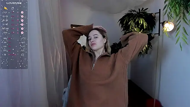 Snapshot of n0_nude chatting on February 13, 3:39 am n0 nude online show from February 13, 3:39 am
