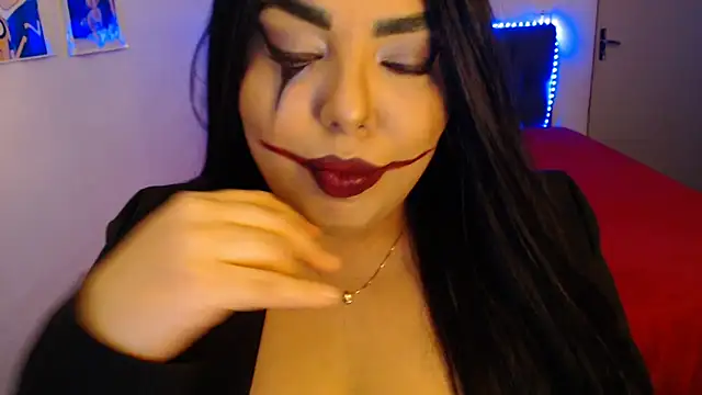 Internacionalist7 online show from October 31, 11:55 pm