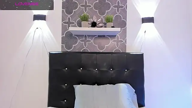 katybabyg online show from December 20, 12:52 pm