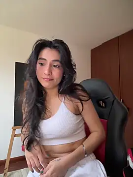 Snapshot of Dahian-peach chatting on May 27, 8:49 pm Dahian-peach online show from May 27, 8:49 pm