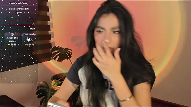 Dahian-peach online show from February 4, 11:55 pm