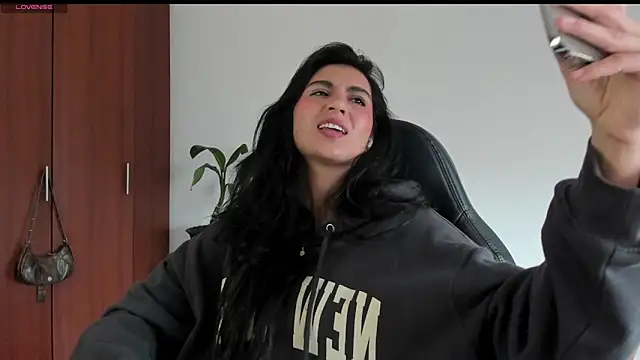 Dahian-peach online show from April 15, 7:58 pm