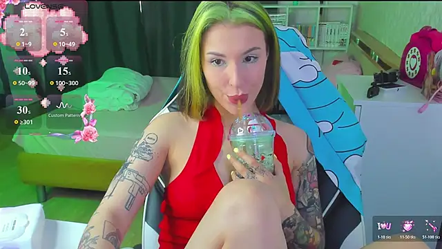 folinskayyya online show from July 16, 4:53 am