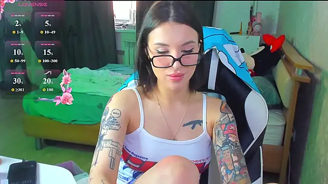 folinskayyya online show from June 26, 2:39 am