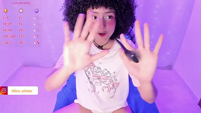 Alice winter  online show from March 17, 10:29 pm