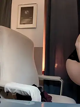 Loona-Lexxington online show from October 27, 5:03 pm