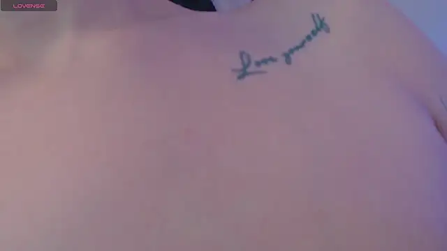 jesselines  online show from February 16, 8:07 pm
