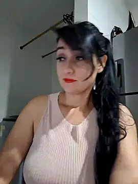 Snapshot of taalia chatting on March 6, 2:51 am taalia online show from March 6, 2:51 am