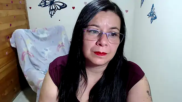Snapshot of lilisa777 chatting on September 14, 12:22 am lilisa777 online show from September 14, 12:22 am