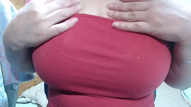 Snapshot of lilisa777 chatting on July 14, 2:05 am lilisa777 online show from July 14, 2:05 am
