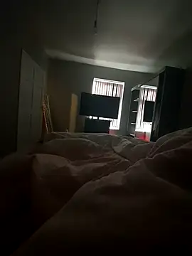 roxy bigtits1 online show from January 11, 11:34 am