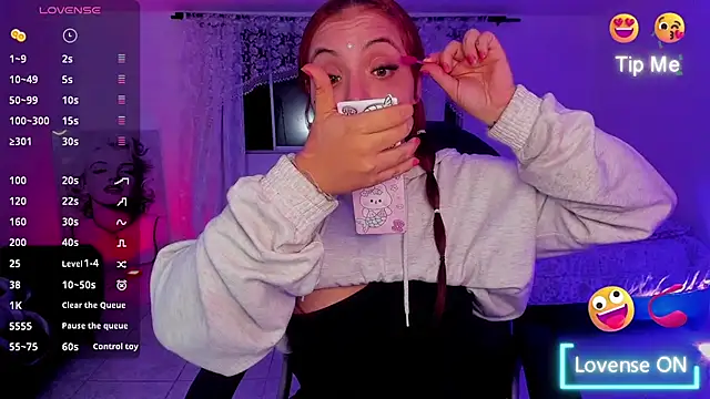 Snapshot of KetziaDoll chatting on February 8, 1:58 am KetziaDoll online show from February 8, 1:58 am