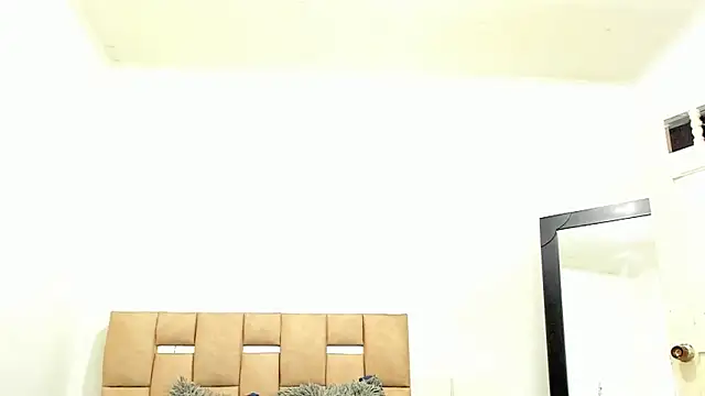 Alishagoddes online show from February 11, 1:11 pm