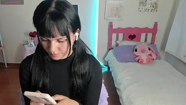 cute roxy online show from February 27, 12:36 am