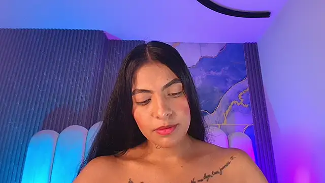 hot dione online show from December 17, 7:19 pm