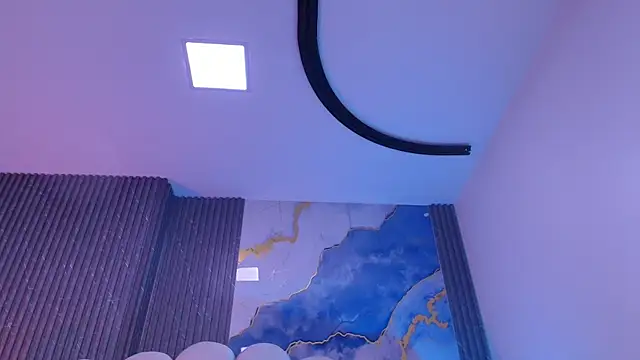 hot dione online show from March 31, 7:16 pm