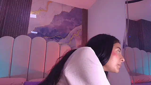 hot dione online show from May 26, 7:12 pm