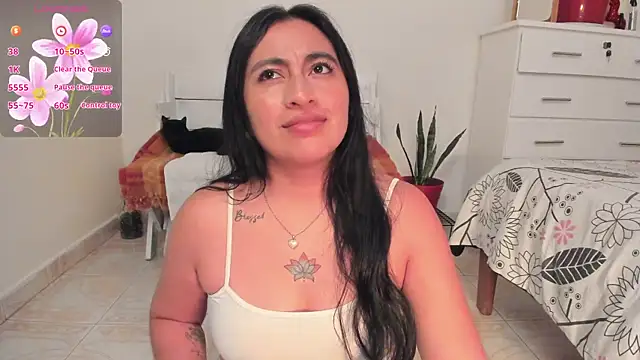 LisaHadwin online show from October 27, 8:43 pm