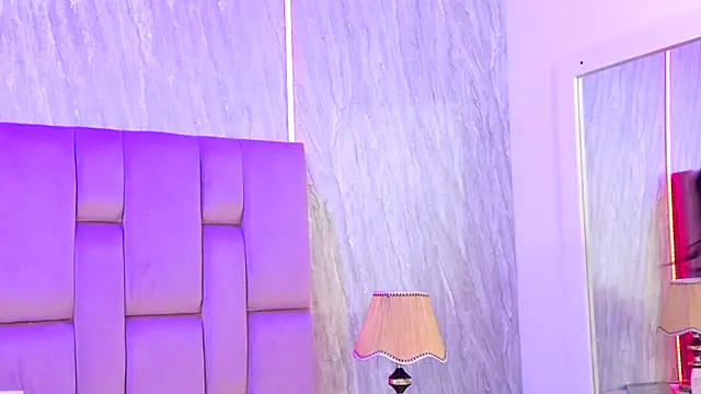 Snapshot of AmberrRosee chatting on October 22, 12:04 pm AmberrRosee online show from October 22, 12:04 pm