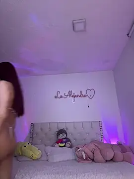 alee lenoxx online show from December 22, 9:42 am