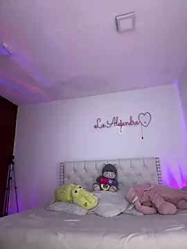 alee lenoxx online show from April 18, 2:08 pm