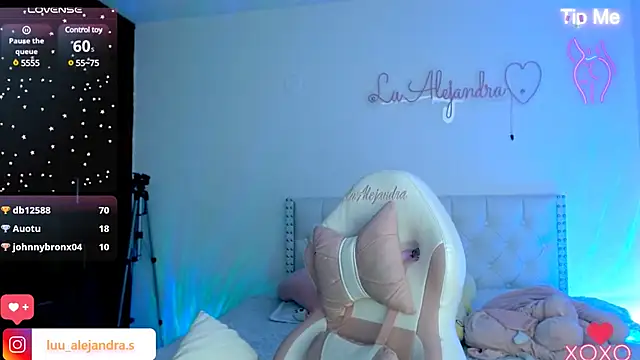alee lenoxx online show from February 17, 5:36 am