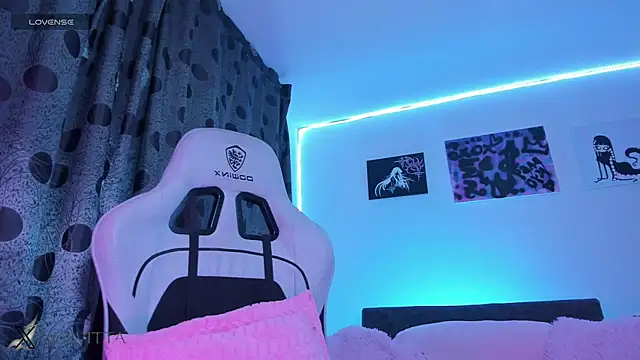 satanbabee online show from December 4, 11:04 pm