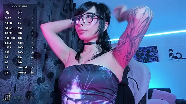 satanbabee online show from November 26, 1:16 am