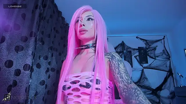 satanbabee online show from October 26, 12:55 am