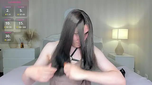 Snapshot of valeriasecret chatting on July 12, 2:23 am valeriasecret online show from July 12, 2:23 am