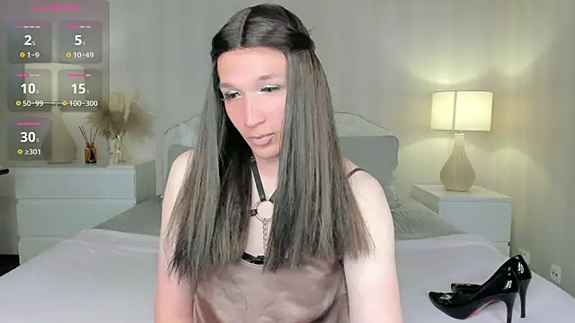 Snapshot of valeriasecret chatting on July 17, 2:20 am valeriasecret online show from July 17, 2:20 am