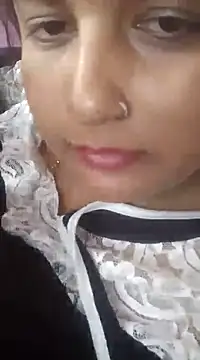 Snapshot of MohiniBhabhi chatting on March 3, 8:21 pm MohiniBhabhi online show from March 3, 8:21 pm