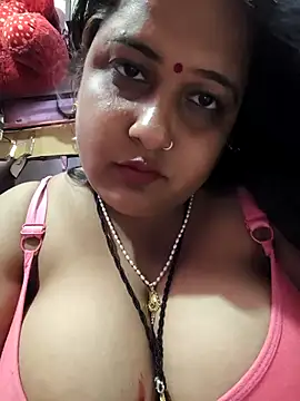 Snapshot of MohiniBhabhi chatting on September 18, 10:40 am MohiniBhabhi online show from September 18, 10:40 am