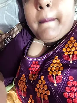 Snapshot of MohiniBhabhi chatting on September 16, 4:13 am MohiniBhabhi online show from September 16, 4:13 am