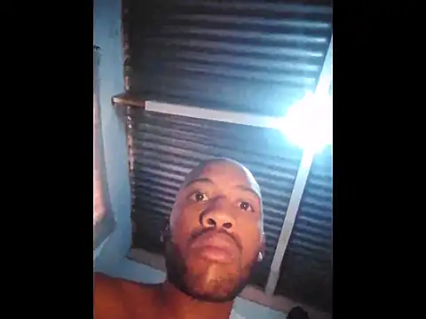 Snapshot of cougarpleaz chatting on February 4, 6:30 am cougarpleaz online show from February 4, 6:30 am